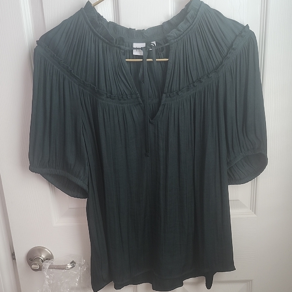 Elegant Dark Green Gap Women's Top